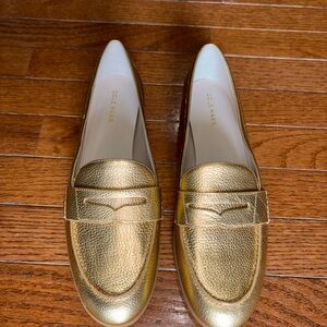 Women Cole Haan Gold Metallic Flats Sleek Design